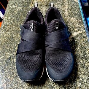 Women’s 9 Tiem Spin shoes with SPD clips